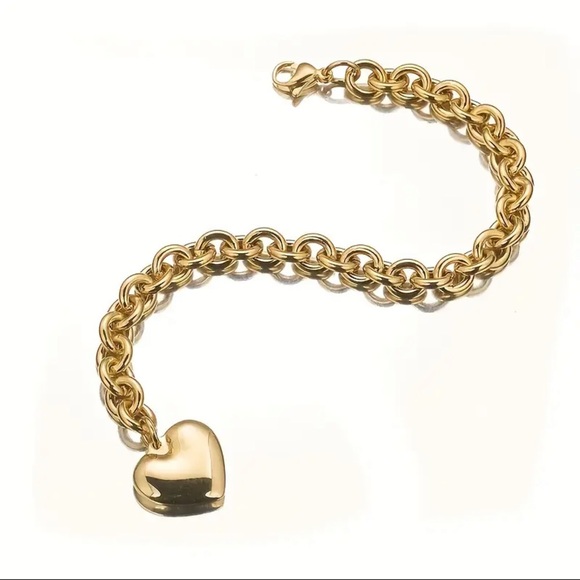 18K Gold Plated Chain Bracelet with Heart Charm - Picture 3 of 8
